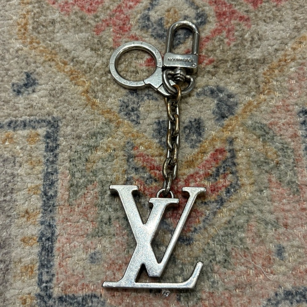 Louis Vuitton Silver-Tone LV Logo Key Holder Charm